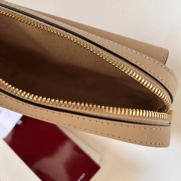 GUCCI Gilbert Calfskin Leather Mini Envelope Beige Crossbody Bag NIB 781554 - Picture 12 of 15